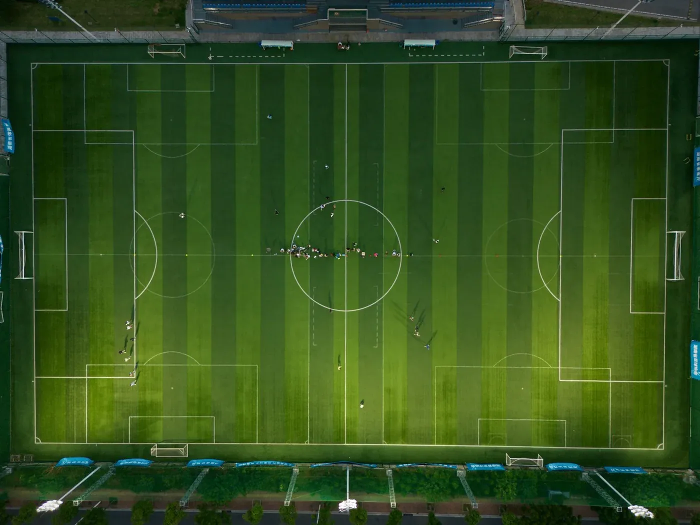 Atletas em várias modalidades esportivas
